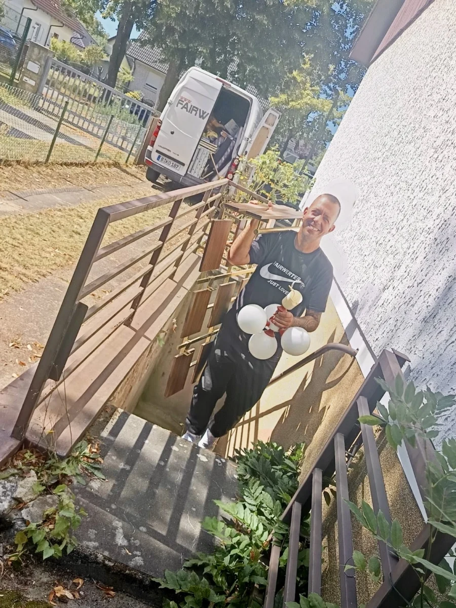 FAIRwerter Chef bei einer Berliner Entrümpelung